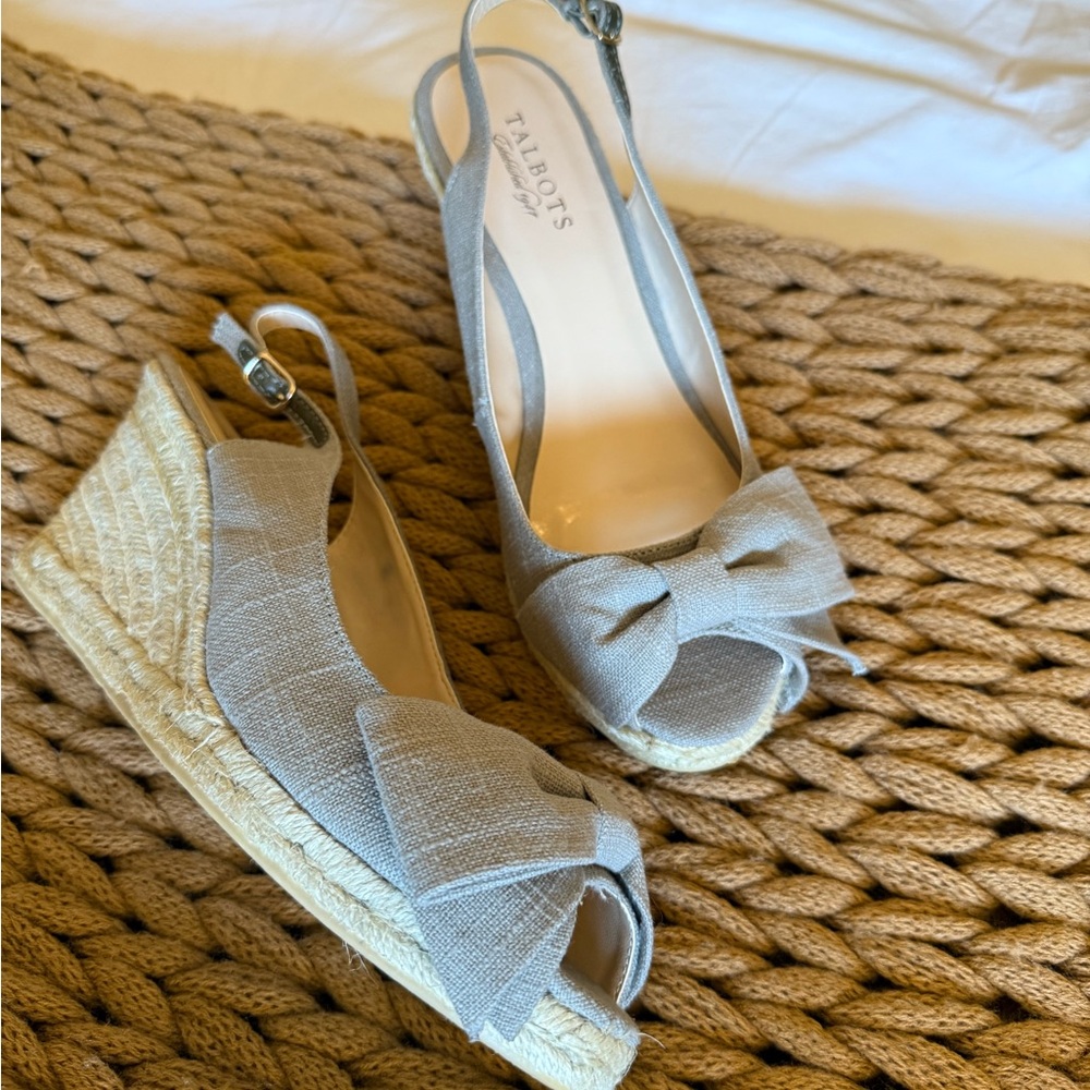 3 for $15 Talbots Women's Gray Wedge Sandals with Bow Coquette Girl Espadrille - Picture 2 of 10